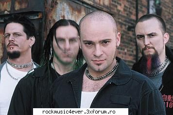 disturbed este o trupă rock din chicago illinois. s-a format �n anul 1996, atunci c�nd